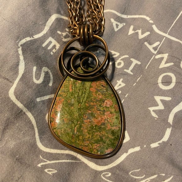 Gorgeous Semi Precious Stone Necklaces - Picture 1 of 1